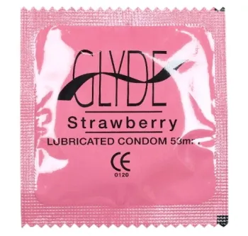 GLYDE Strawberry prezervatyvai